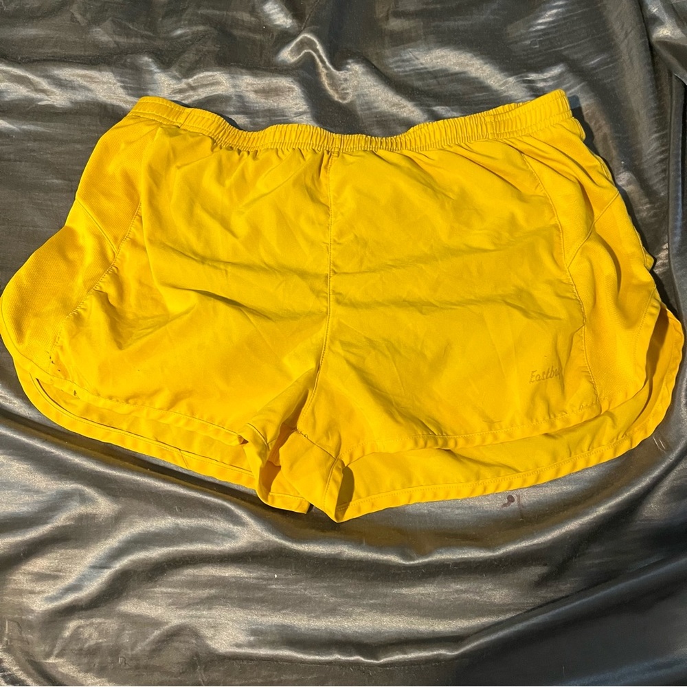 Athletic shorts